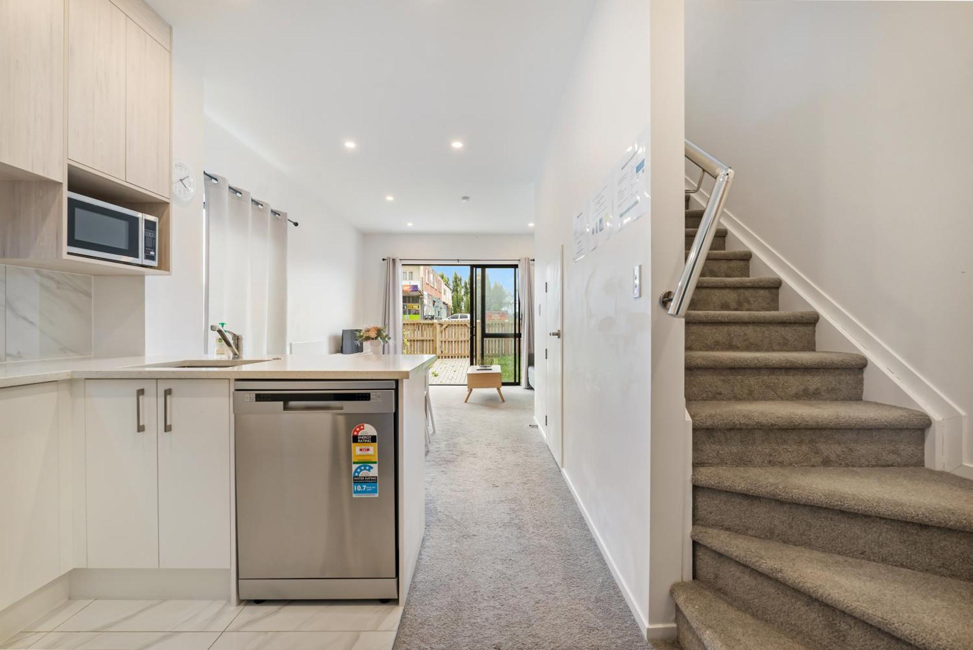 オークランド Cozy Brand New Townhouse 1 Bed & Breakfast エクステリア 写真
